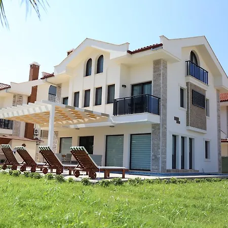 Harmony Villas וילה *